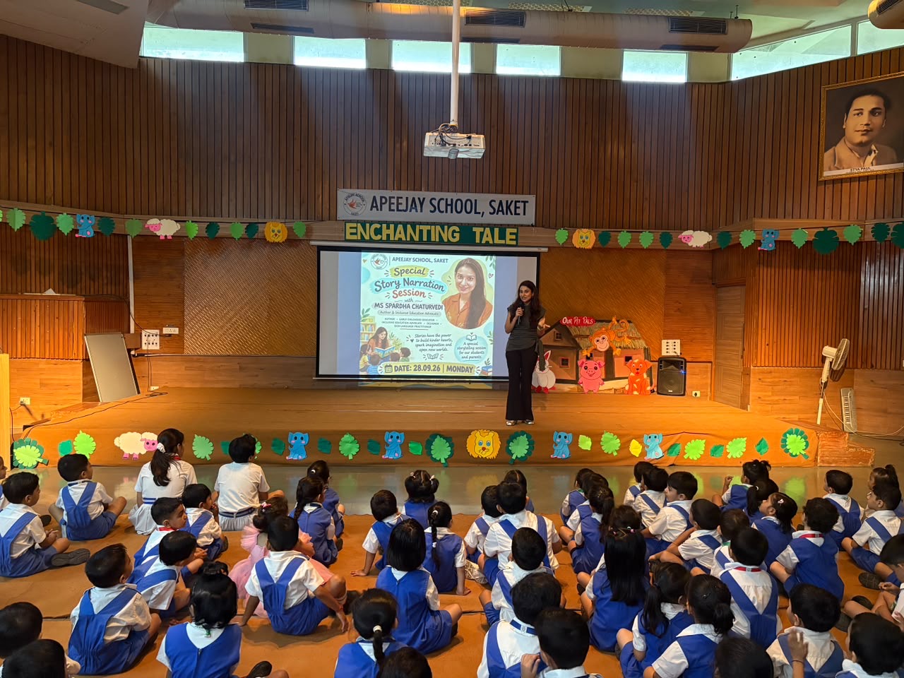 Spardha Chaturvedi leading a storytelling session at Apeejay School, Saket